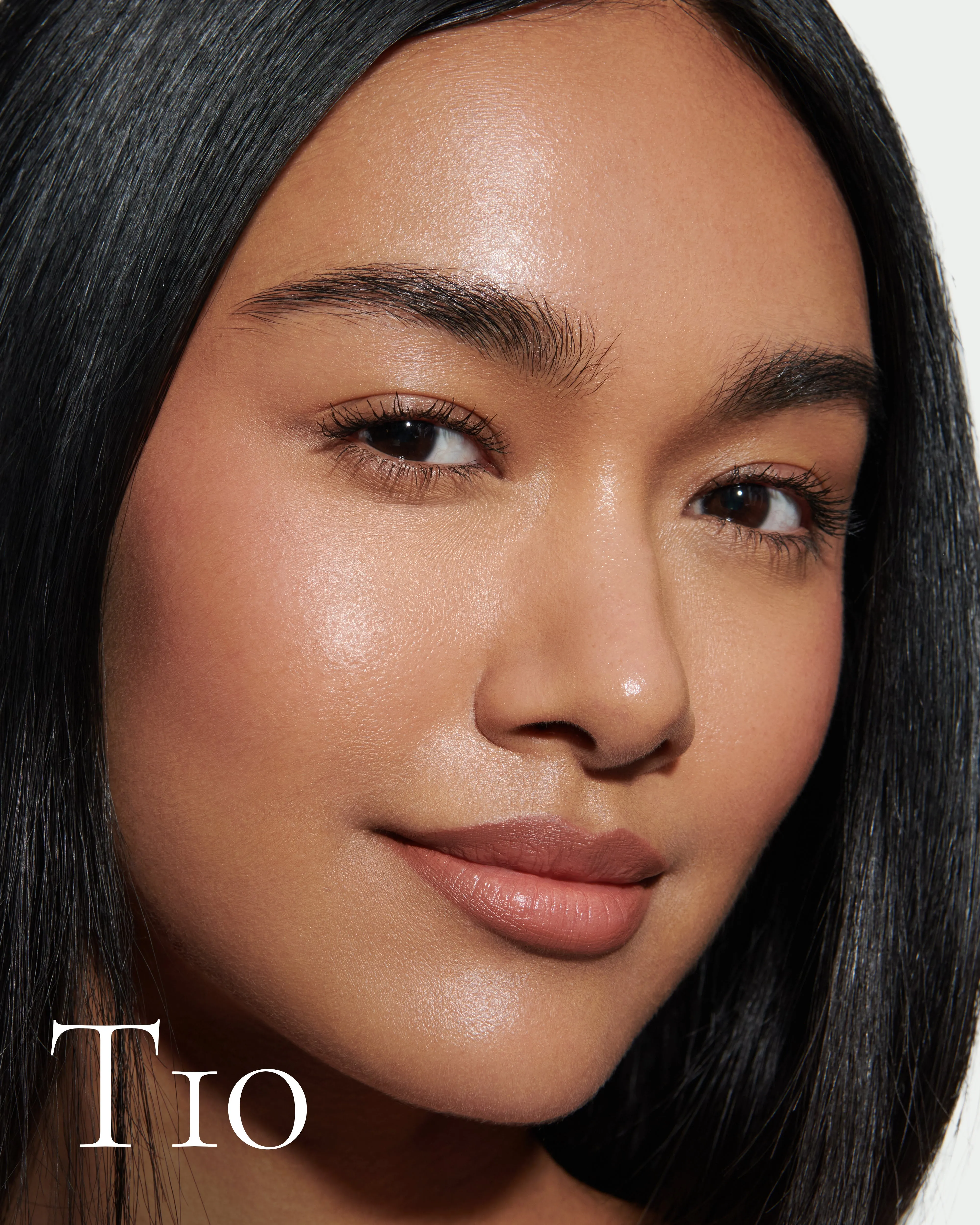 T10 (Seamless Skin Enhancing Tint)